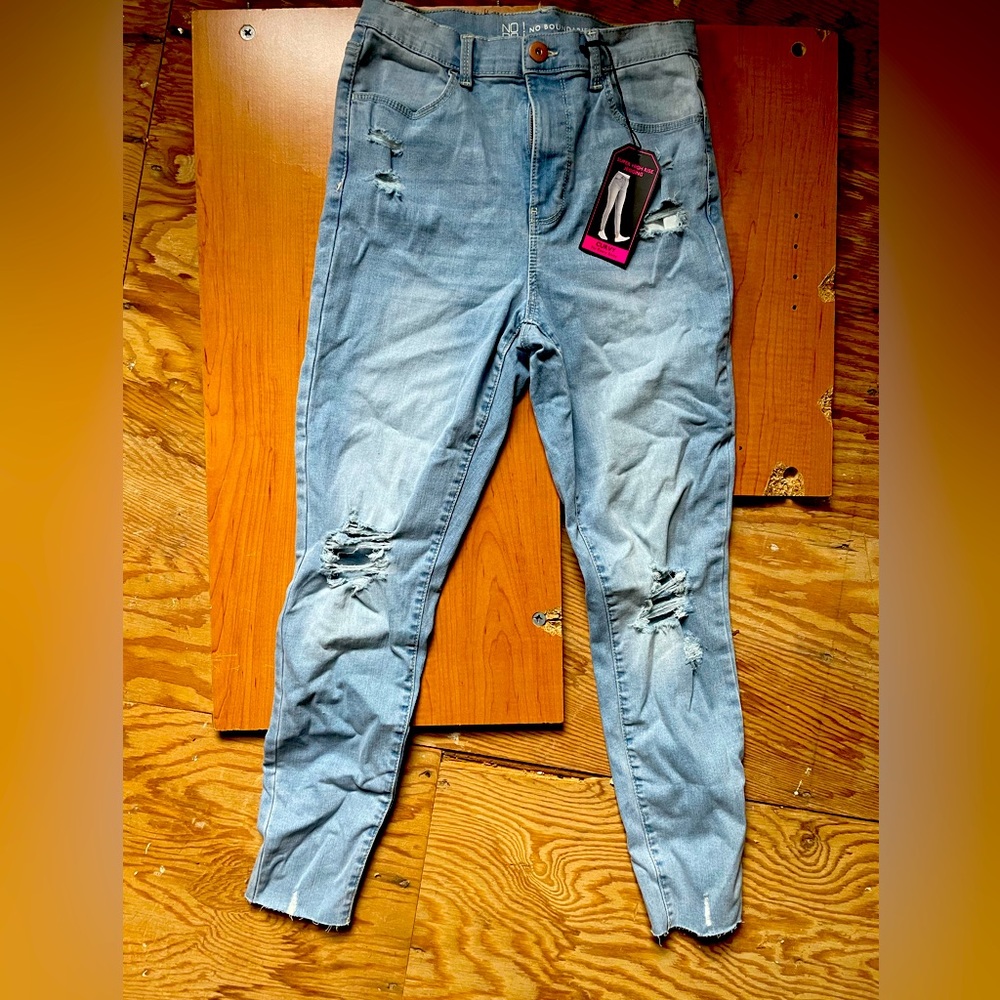 NoBo size 11 light was skinny jeans